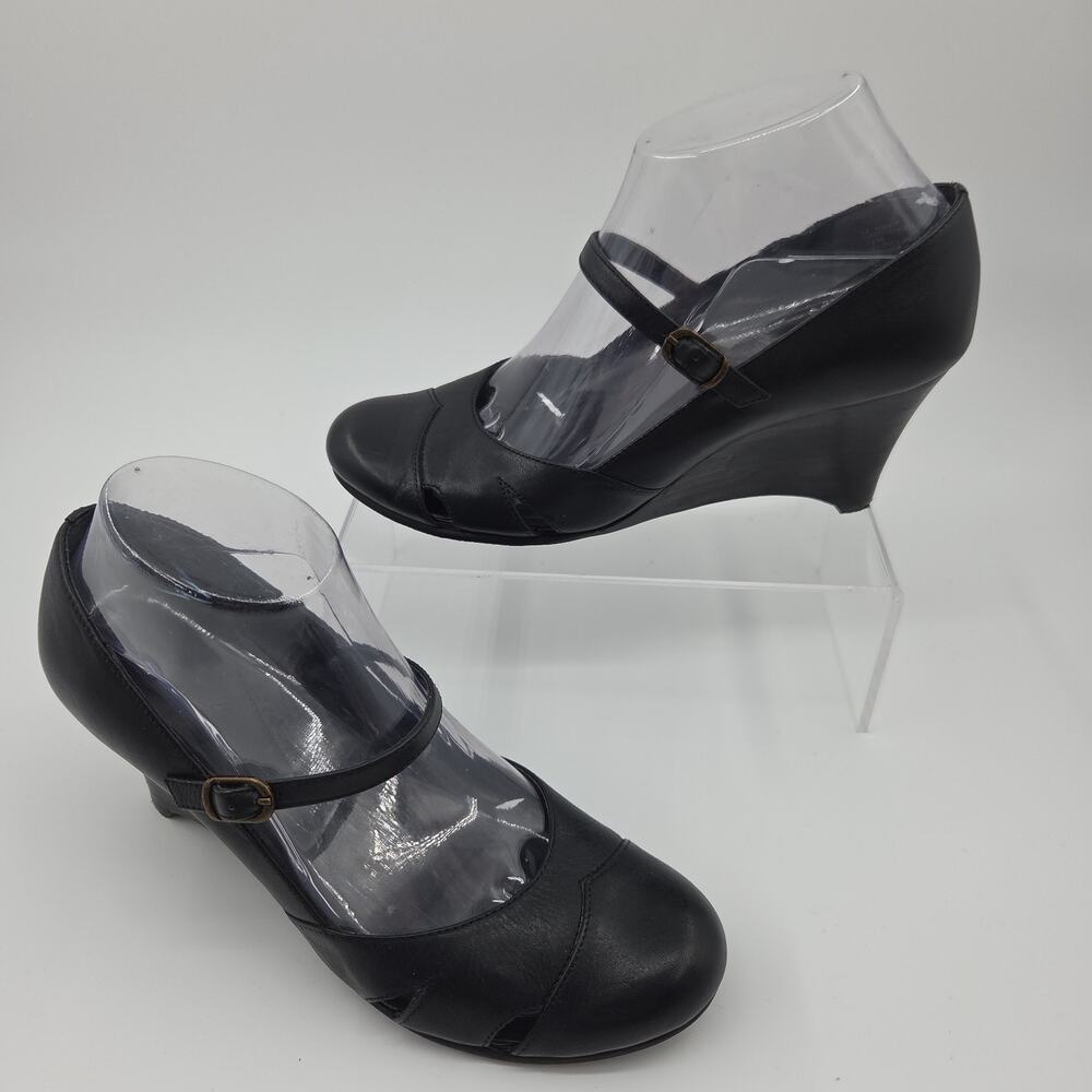 White Mountain Black Leather Mary Jane Wedge Heels 7.5 Cutout Twee Goth Office